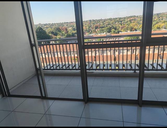 2 BEDROOM APARTMENT FOR SALE IN BEDFORDVIEW